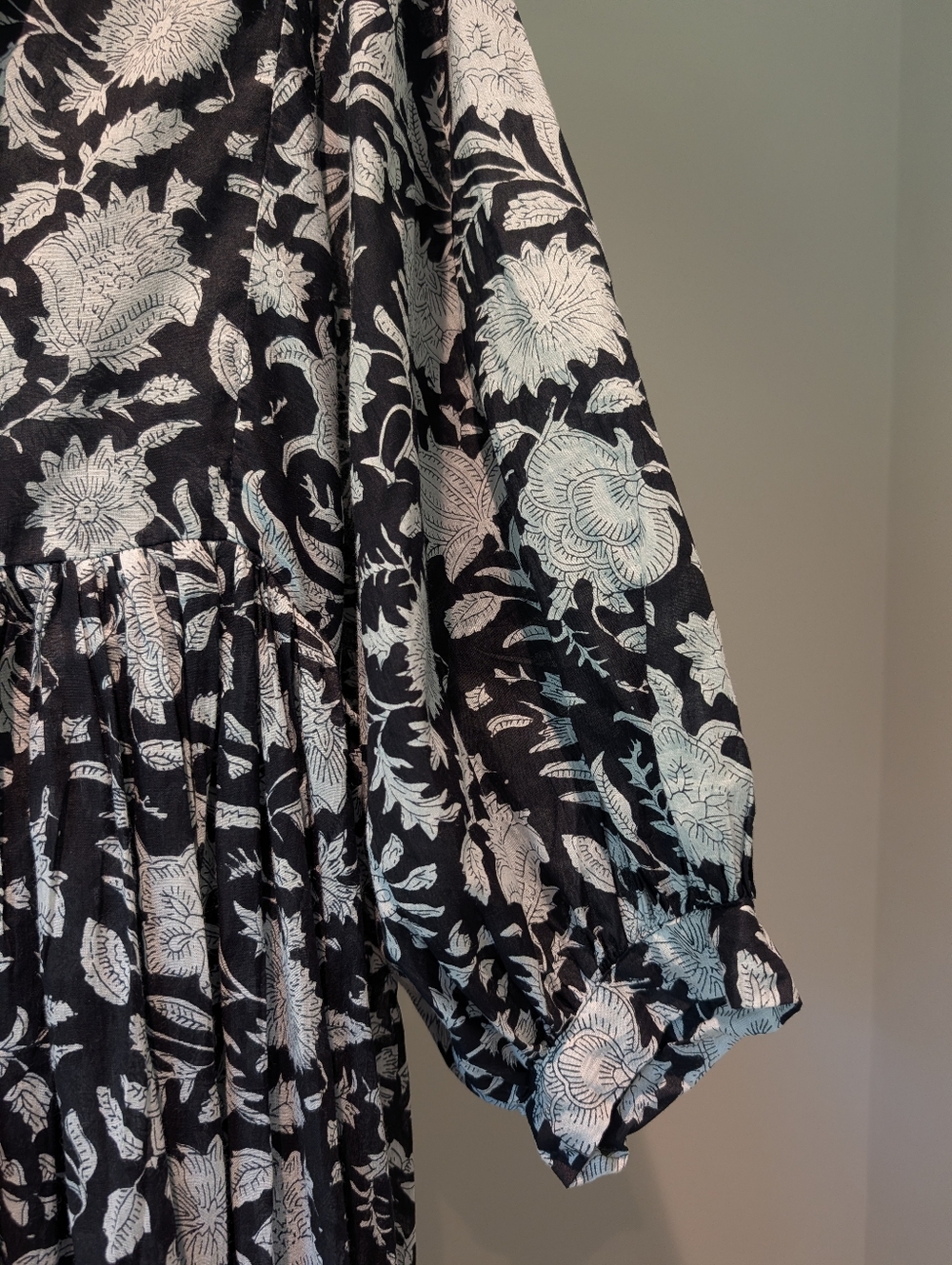 Guadalupe Anthropologie Anuka Black White Midi Dress Bohemian Hippie Floral Sz S - Picture 5 of 16